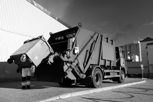 Waste removal service in Woolwich neighborhood